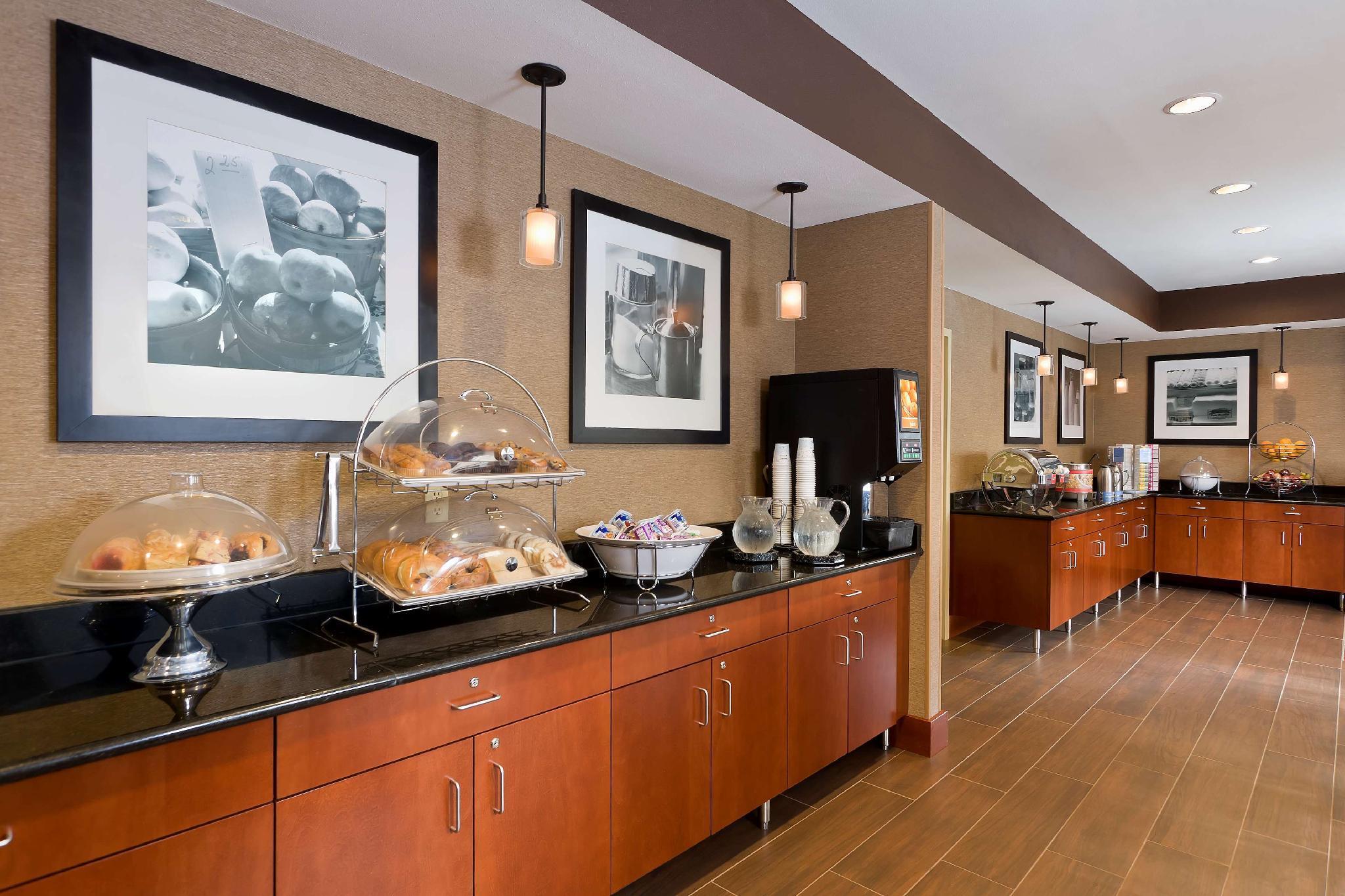 Hampton Inn Akron-Fairlawn Montrose Restaurant foto