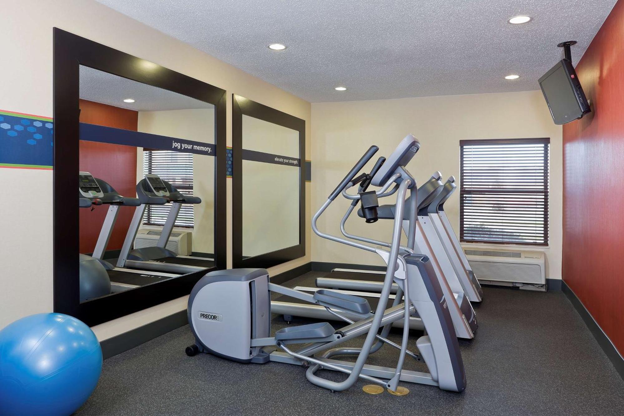 Hampton Inn Akron-Fairlawn Montrose Buitenkant foto